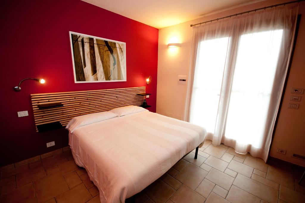 אורבטלו Hotel La Posta Di Torrenova חדר תמונה
